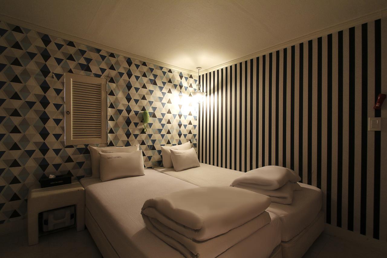 Hotel Goguma Shinchon Σεούλ Εξωτερικό φωτογραφία