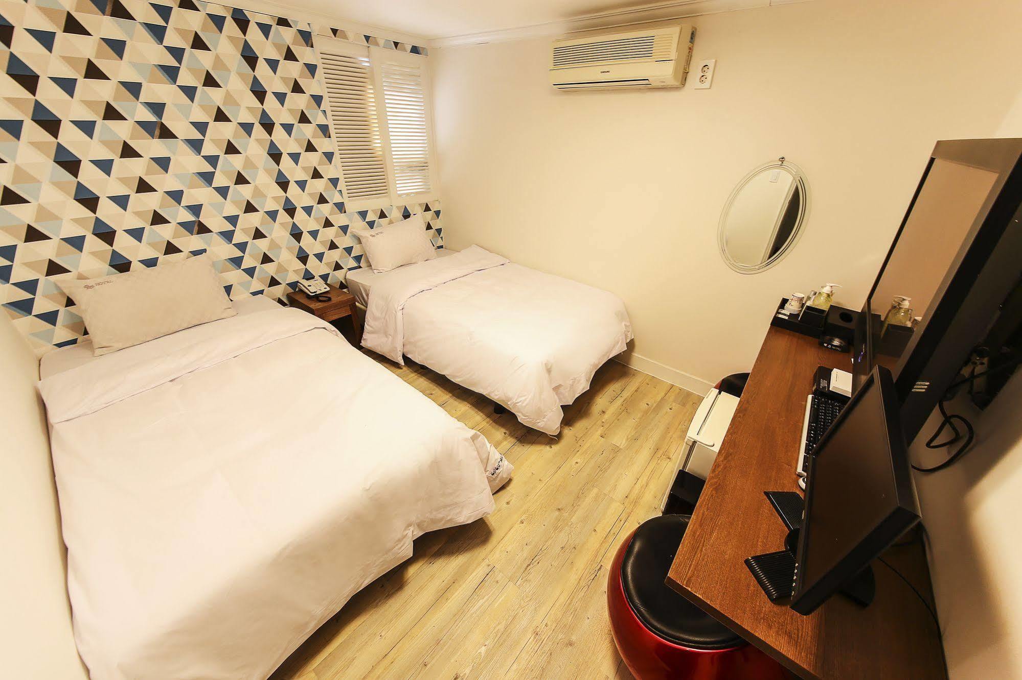 Hotel Goguma Shinchon Σεούλ Εξωτερικό φωτογραφία