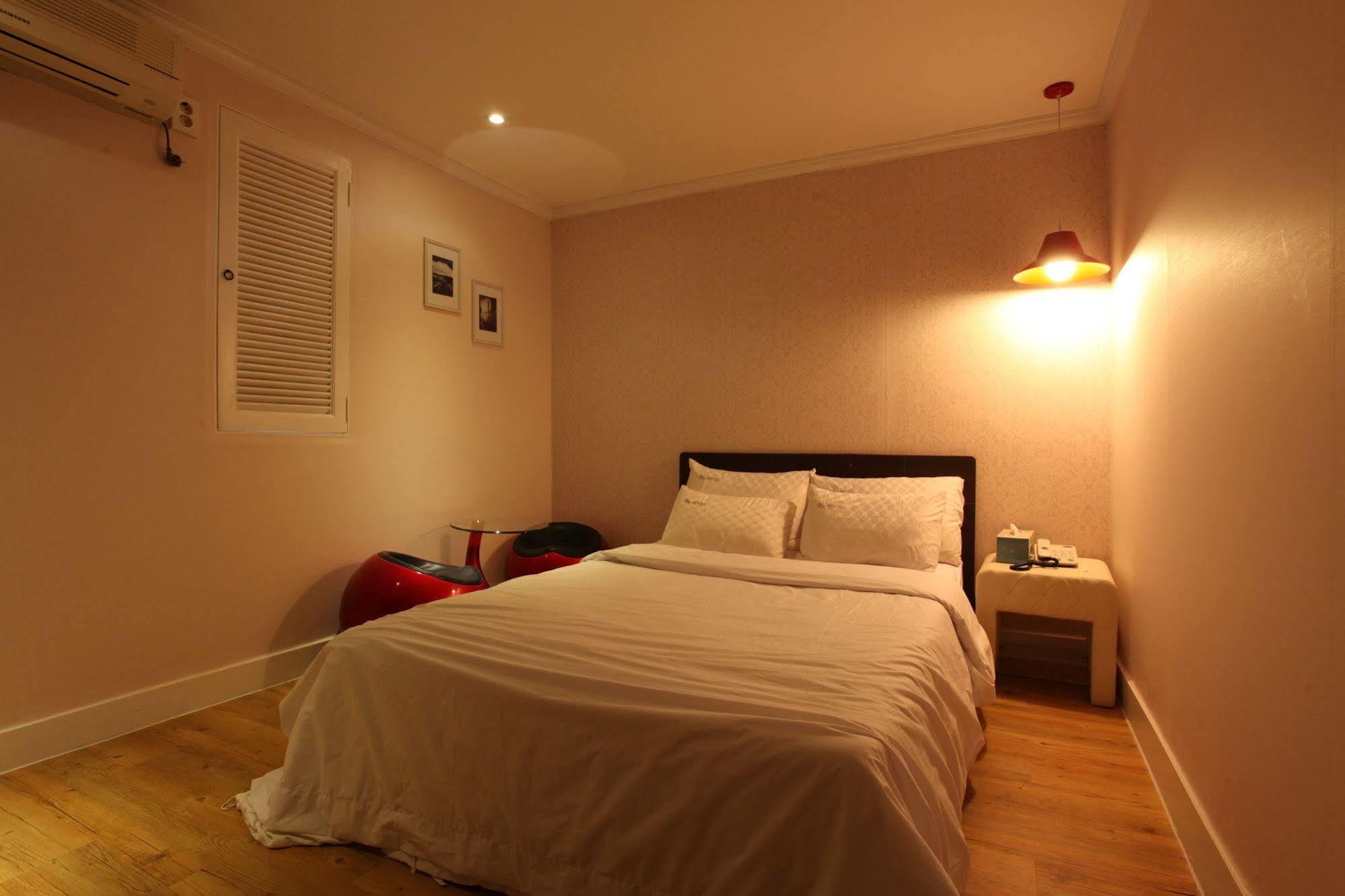 Hotel Goguma Shinchon Σεούλ Εξωτερικό φωτογραφία